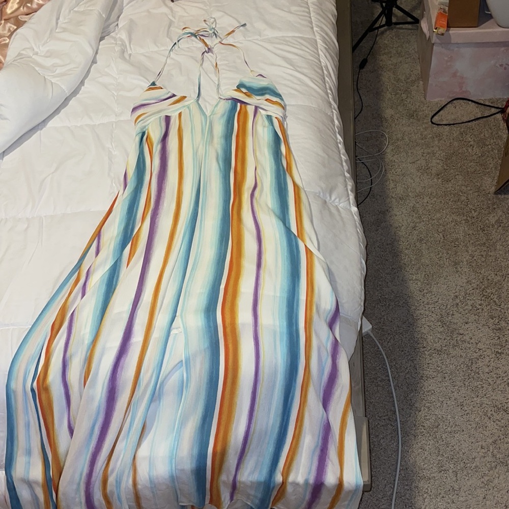 Maxi sundress halter ties size large